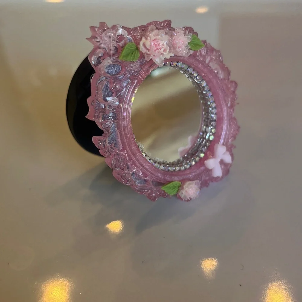 Pink Mirrored Coquette Phone grip